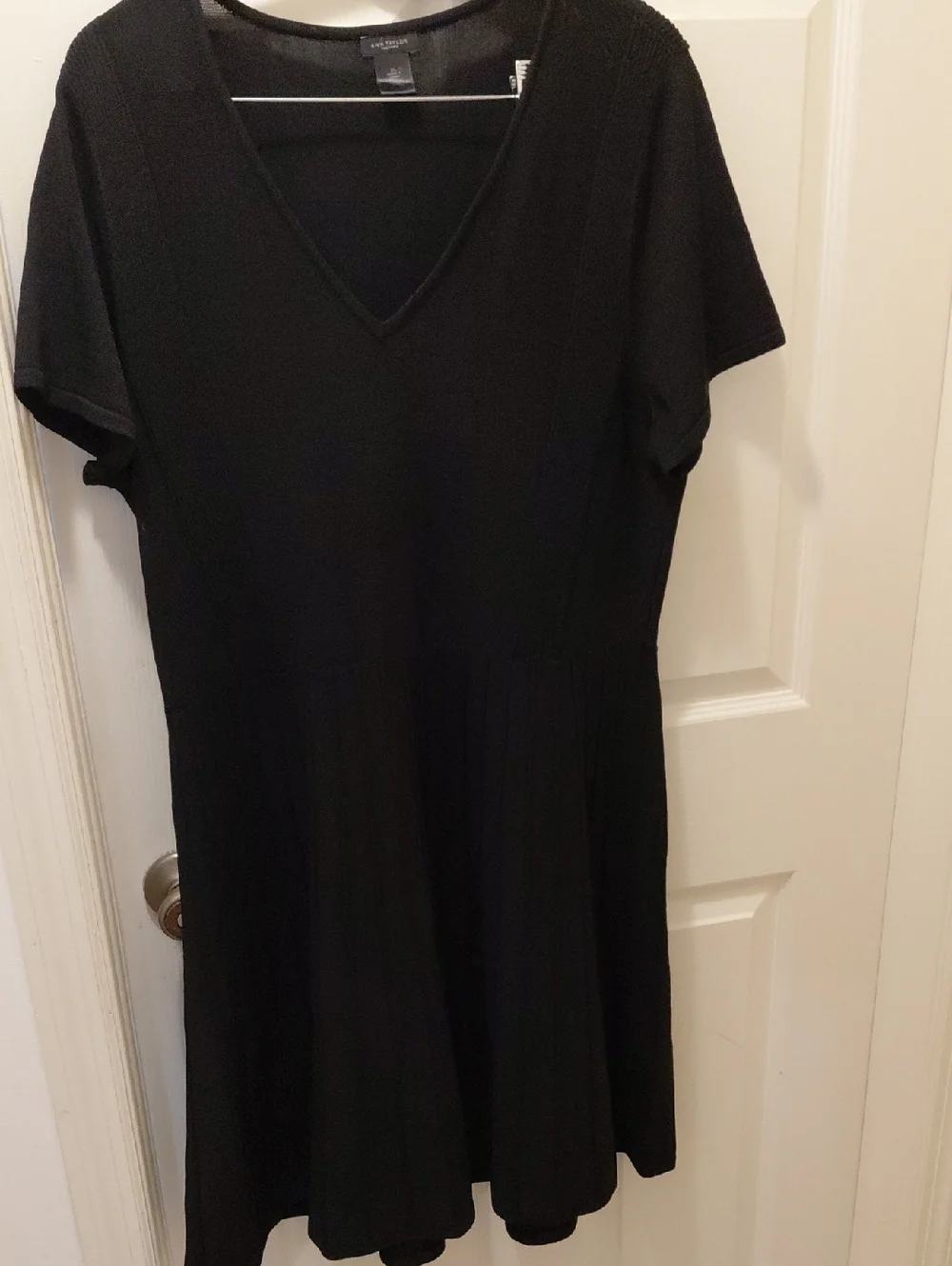 Ann Taylor Black V-Neck Short-Sleeve Mini Dress